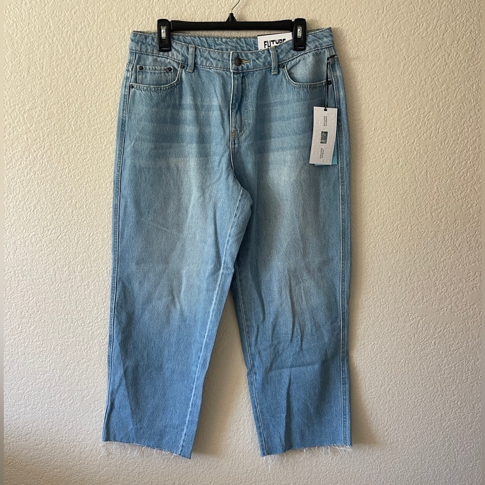 0301 - FUTURE COLLECTIVE Women’s 10 Straight Leg Raw Hem Jeans - Picture 3 of 5
